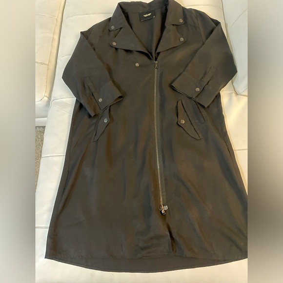 Black 3/4 sleeve lightweight tencel zip front trench size 4 - Picture 6 of 9